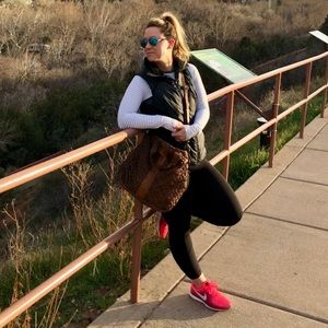 Meet your Posher, Gina